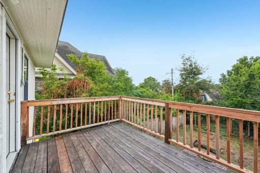 355 Bates Avenue, Saint Paul, MN 55106