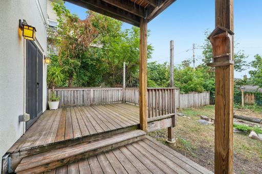 355 Bates Avenue, Saint Paul, MN 55106