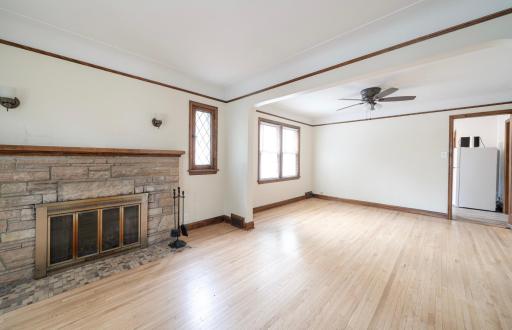 899 Parkview Avenue, Saint Paul, MN 55117
