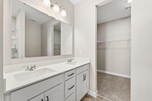 Harmony Primary Bathroom. Photos are of similar staged home. Colors and options may vary. Ask Sales Agent for details.