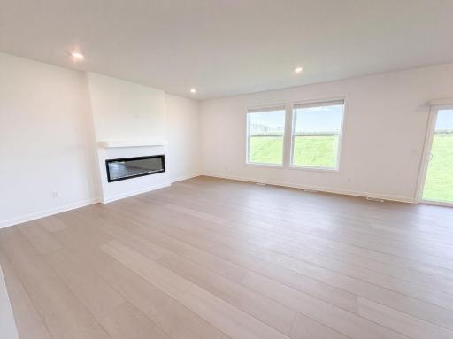 1577 Upper 141st Street E, Rosemount, MN 55068
