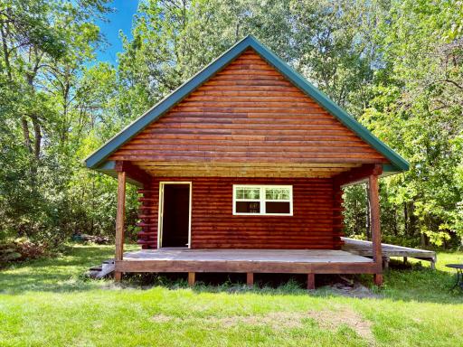 2015 800 sf cabin on the Rainy River