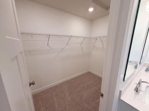 1750 Upper 141st Street E, Rosemount, MN 55068