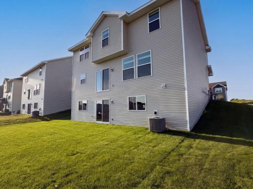 1750 Upper 141st Street E, Rosemount, MN 55068
