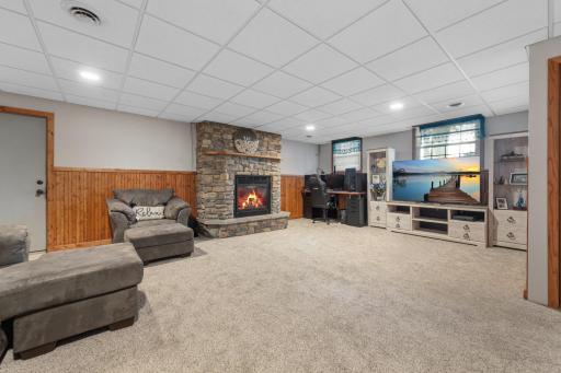 40499 520th Street, North Mankato, MN 56003