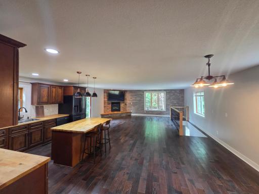 7220 237th Avenue NE, Stacy, MN 55079