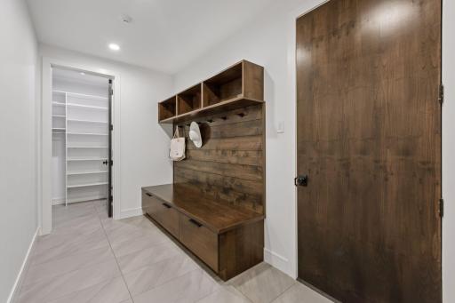 Mud Room 01.jpg