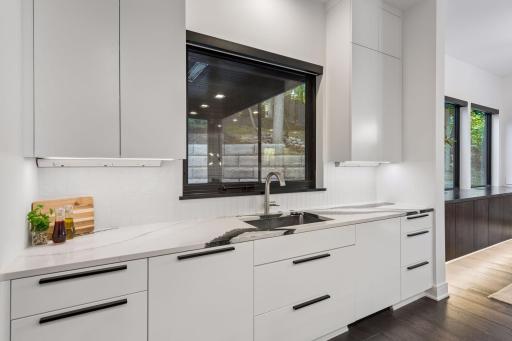 Kitchen 09.jpg