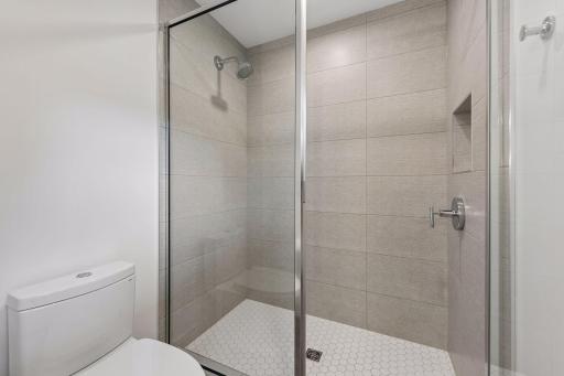 Secondary Junior Bath 02.jpg