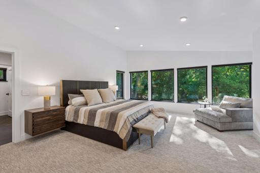 Owners Suite 02.jpg