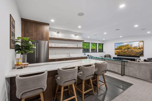 Kitchenette - Wet Bar 03.jpg