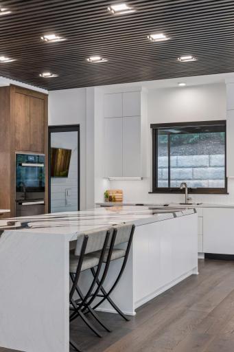 Kitchen 02.jpg