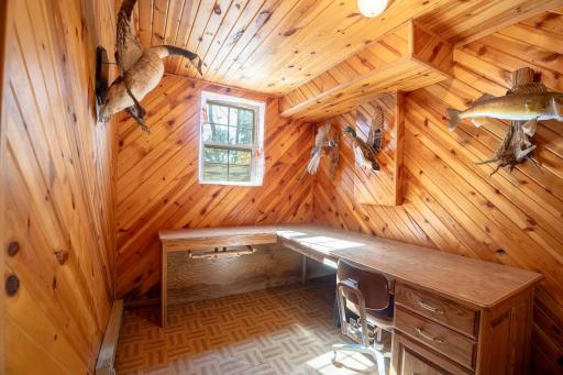 Versatile Office/Bonus Room