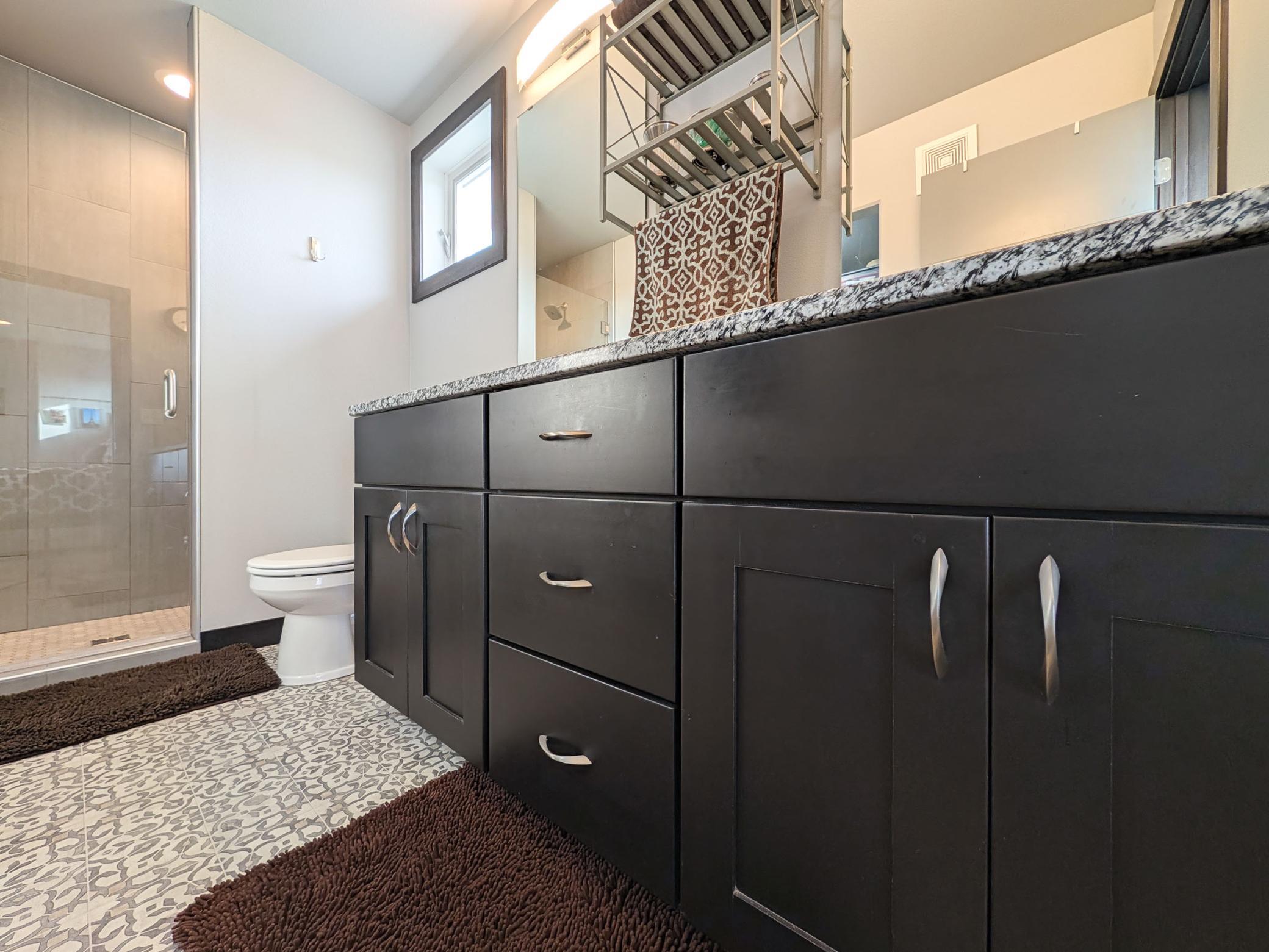 L2P038-818 Albert Dr W West Fargo.jpg