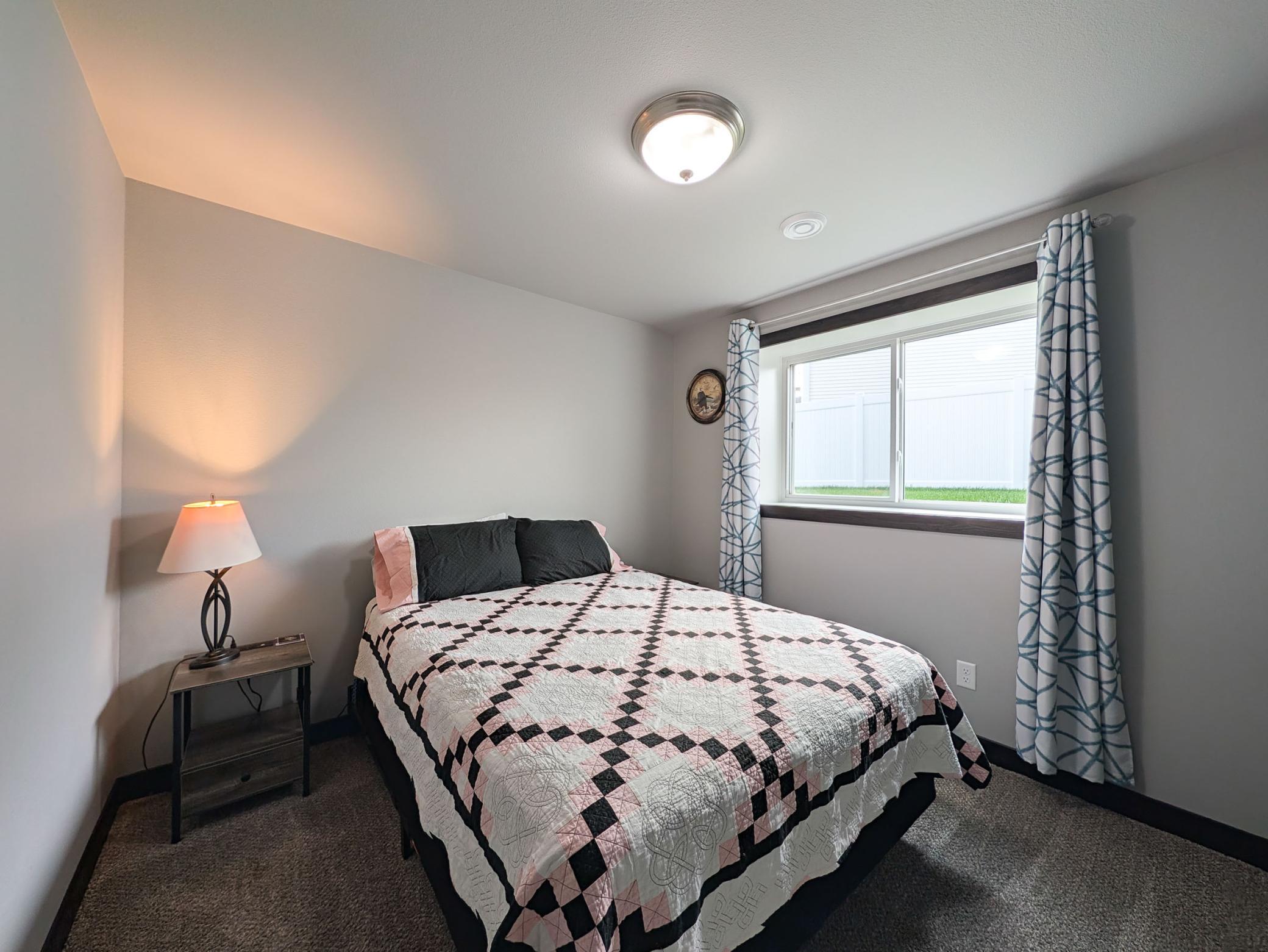L2P051-818 Albert Dr W West Fargo.jpg