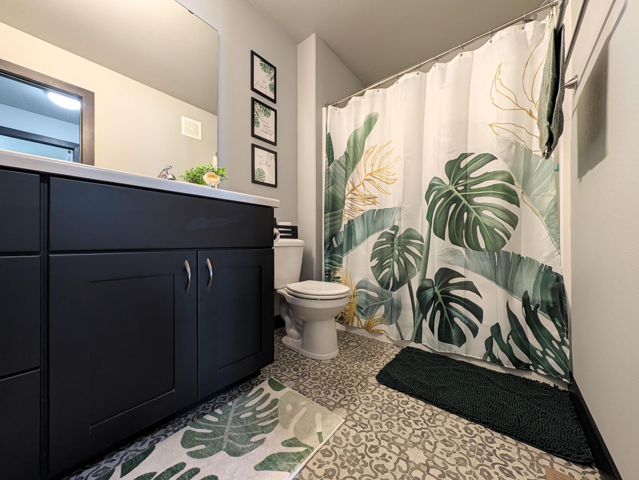 L2P032-818 Albert Dr W West Fargo.jpg