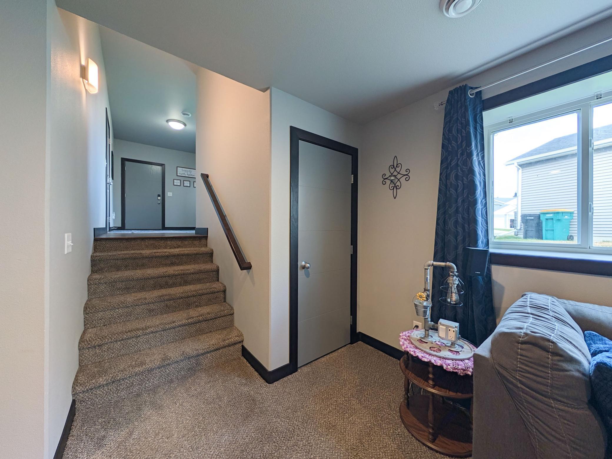 L2P045-818 Albert Dr W West Fargo.jpg