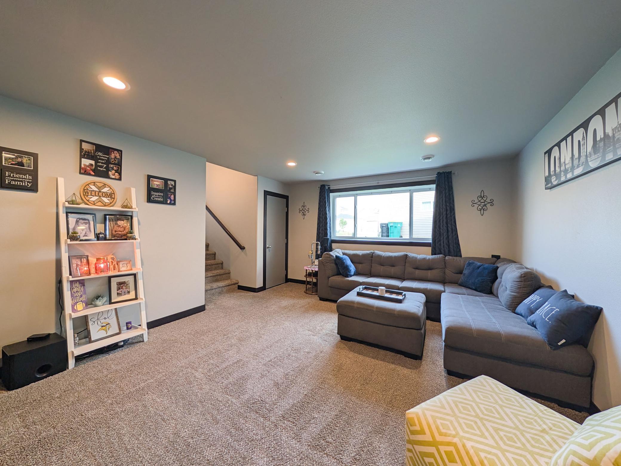 L2P046-818 Albert Dr W West Fargo.jpg