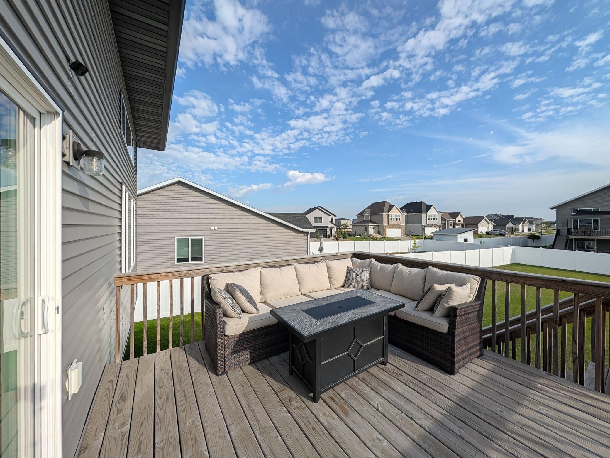 L2P026-818 Albert Dr W West Fargo.jpg