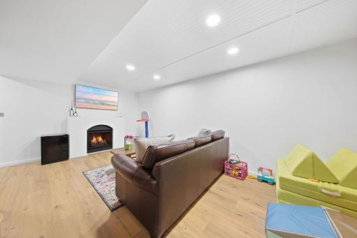 2102 Opal Drive, Eagan, MN 55122