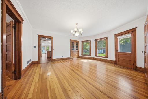 317 8th Street, Farmington, MN 55024
