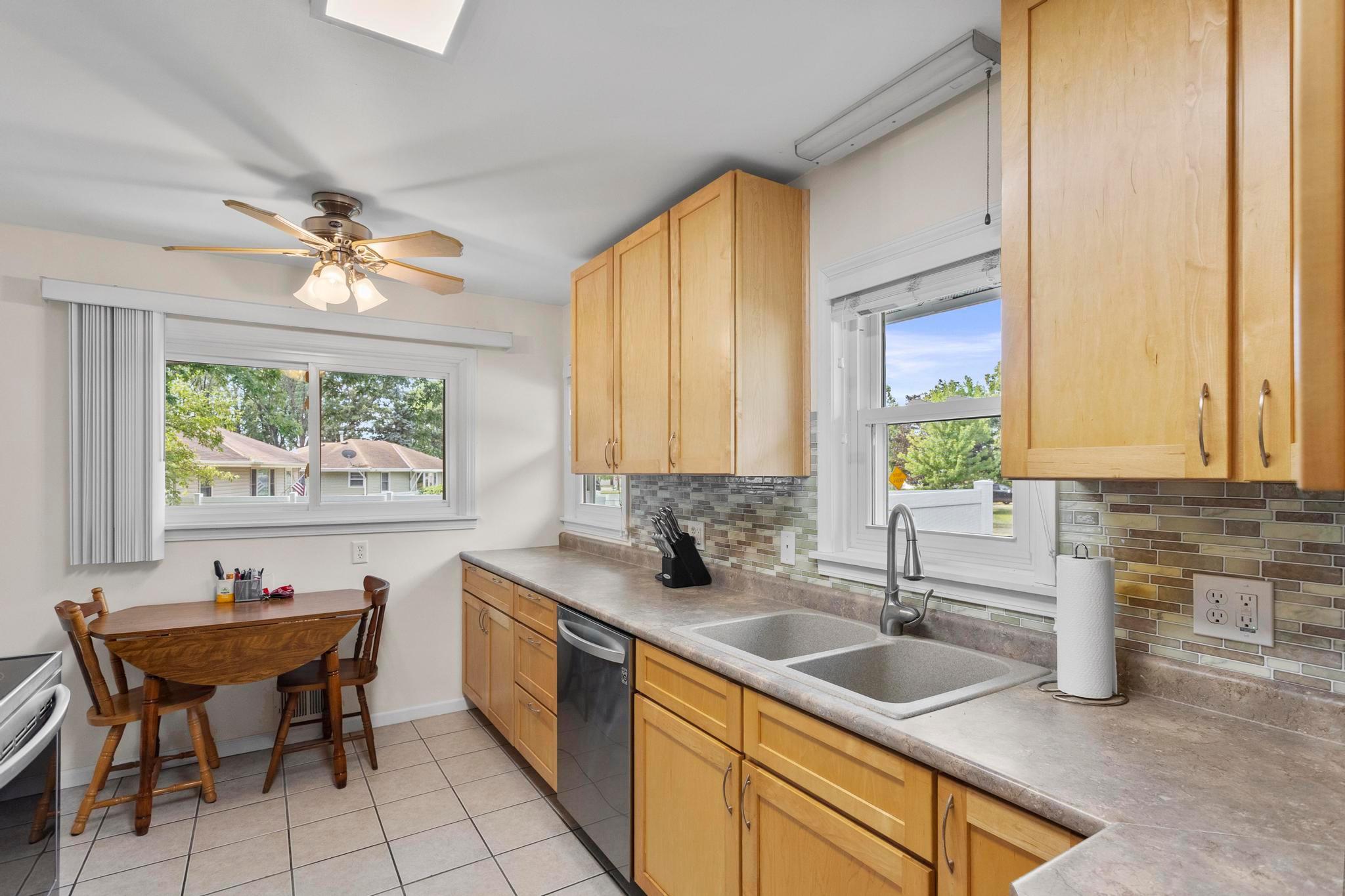 Enjoy an eat-in kitchen!