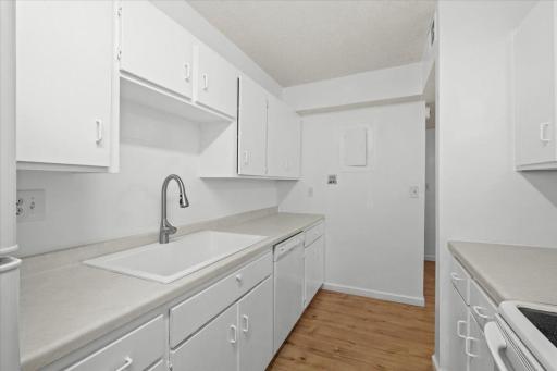 13709 Nicollet Avenue, 301, Burnsville, MN 55337