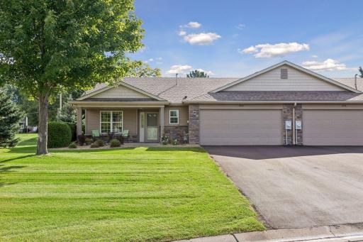 Immaculate, single-level townhouse in desirable Lino Lakes!