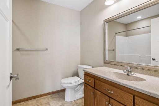 6480 Ojibway Path, Lino Lakes, MN 55014