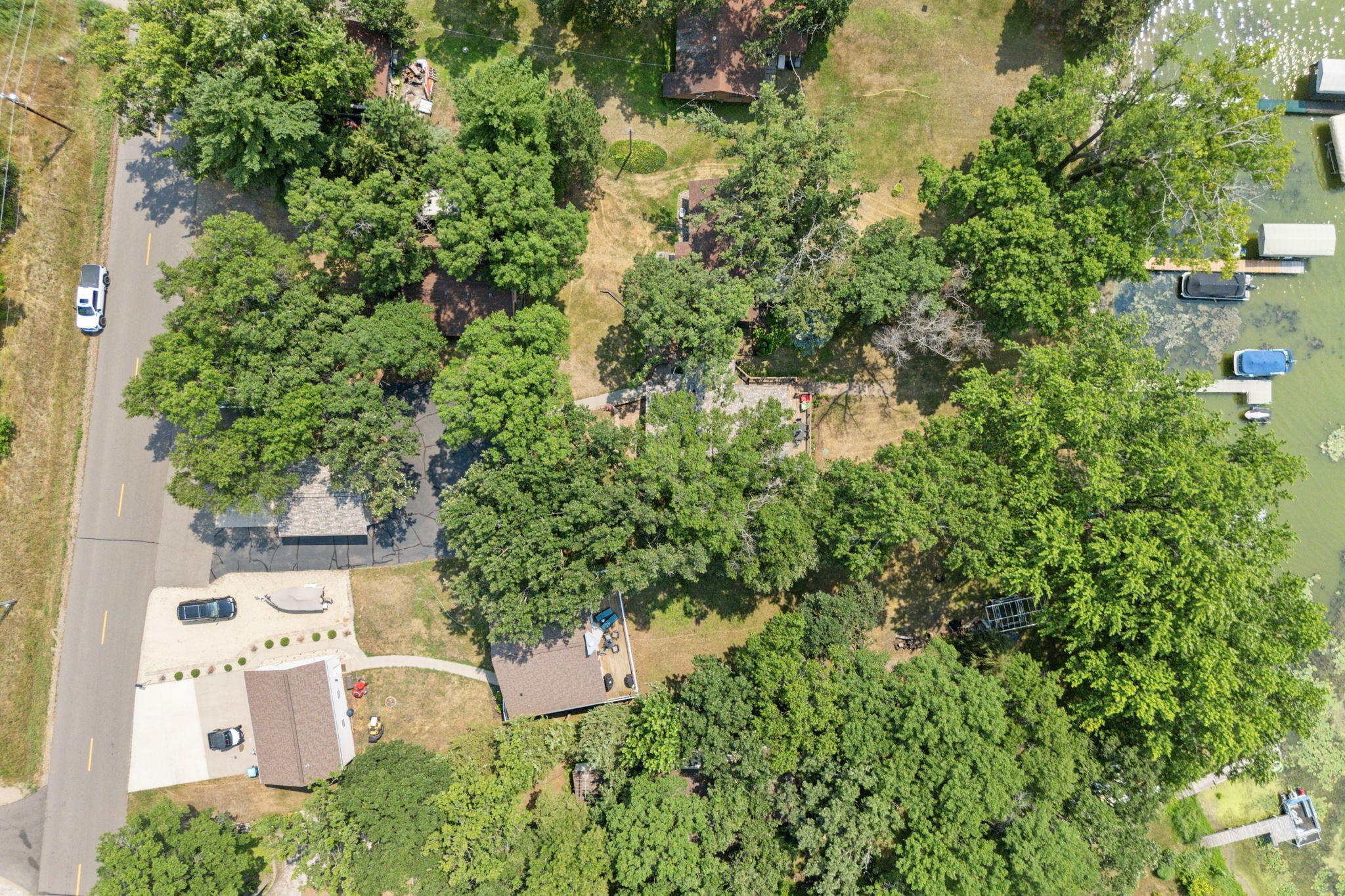 27-web-or-mls-11426 54th St SE-27.jpg