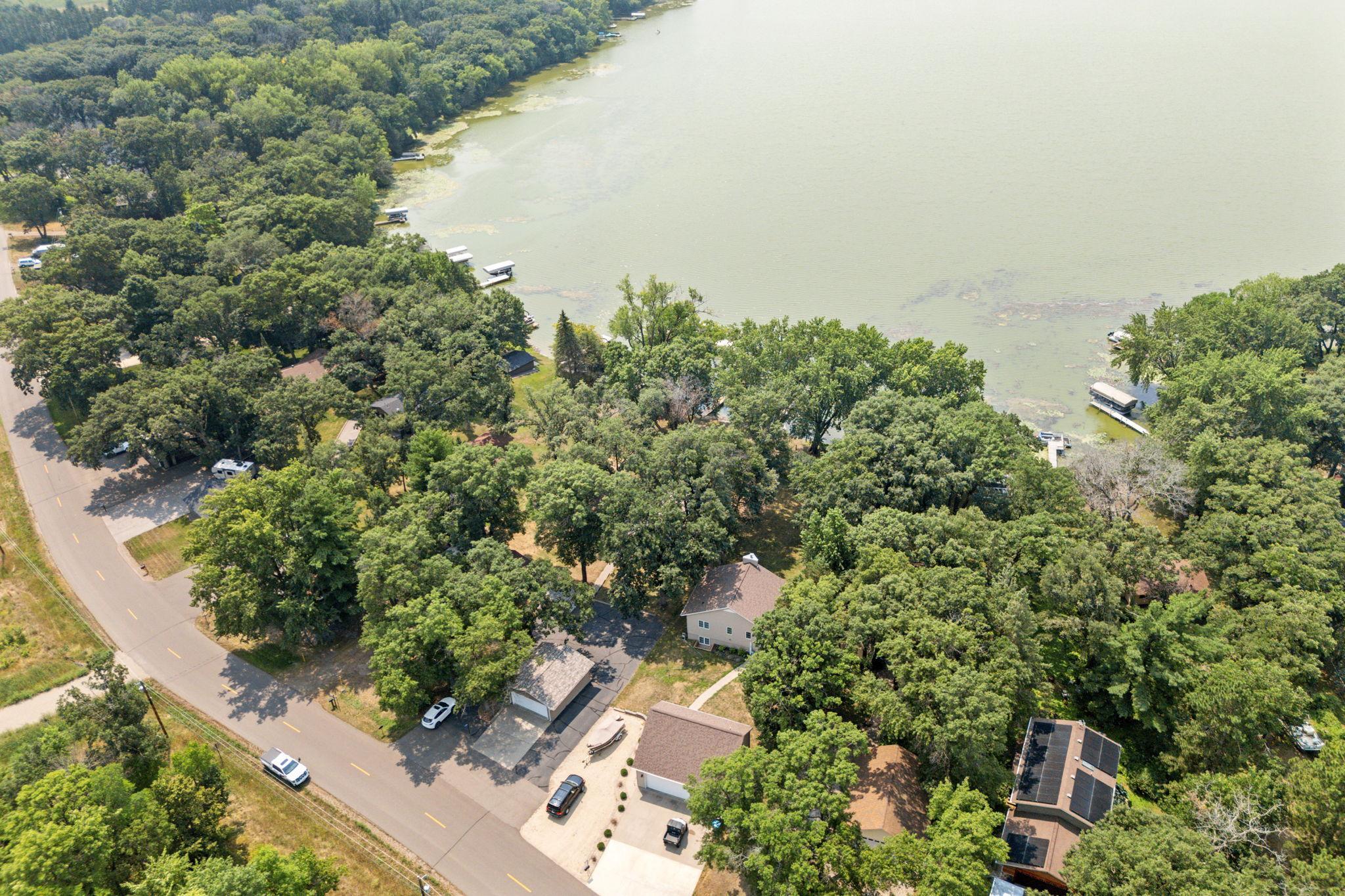 25-web-or-mls-11426 54th St SE-25.jpg