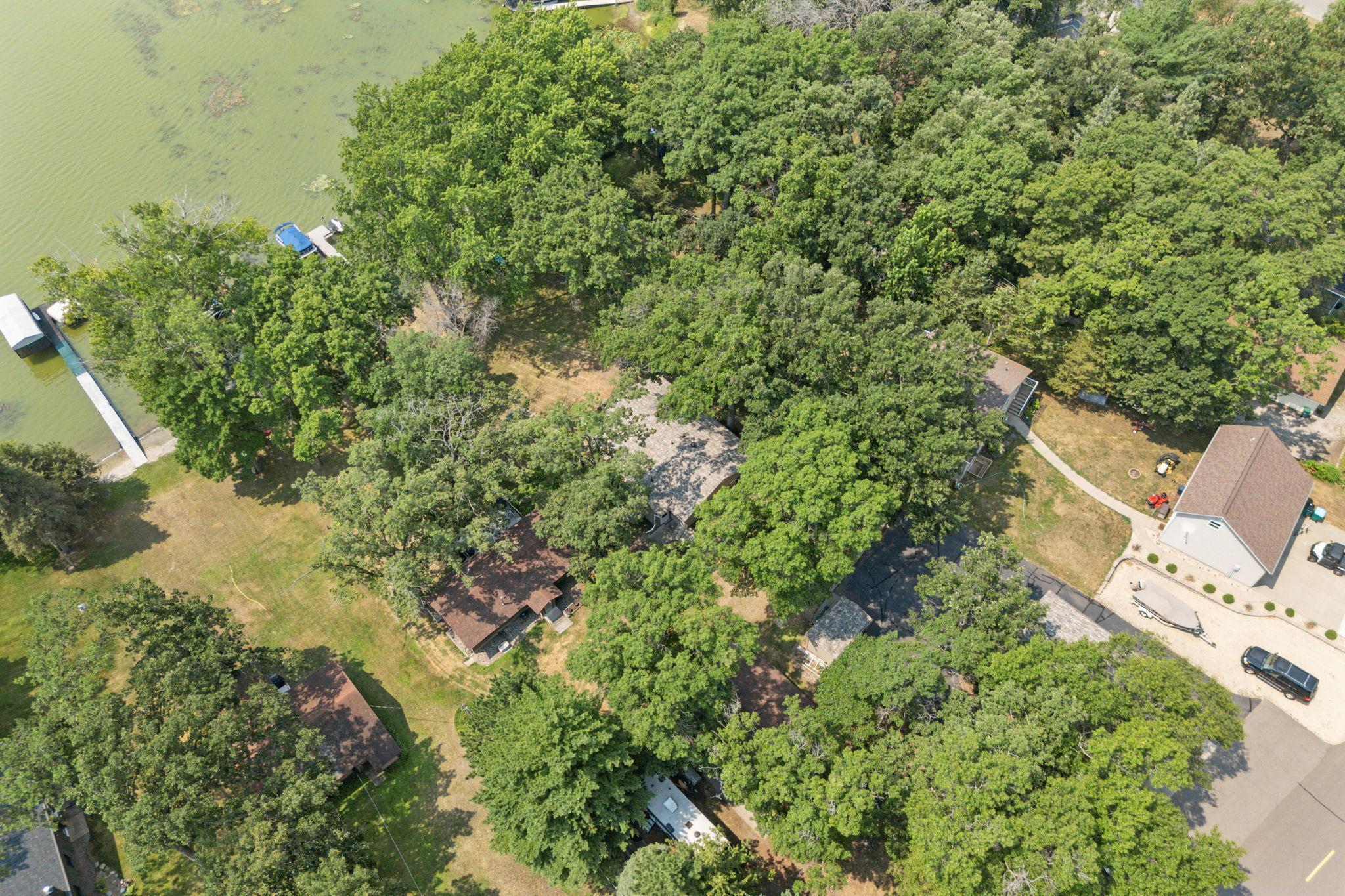 23-web-or-mls-11426 54th St SE-23.jpg