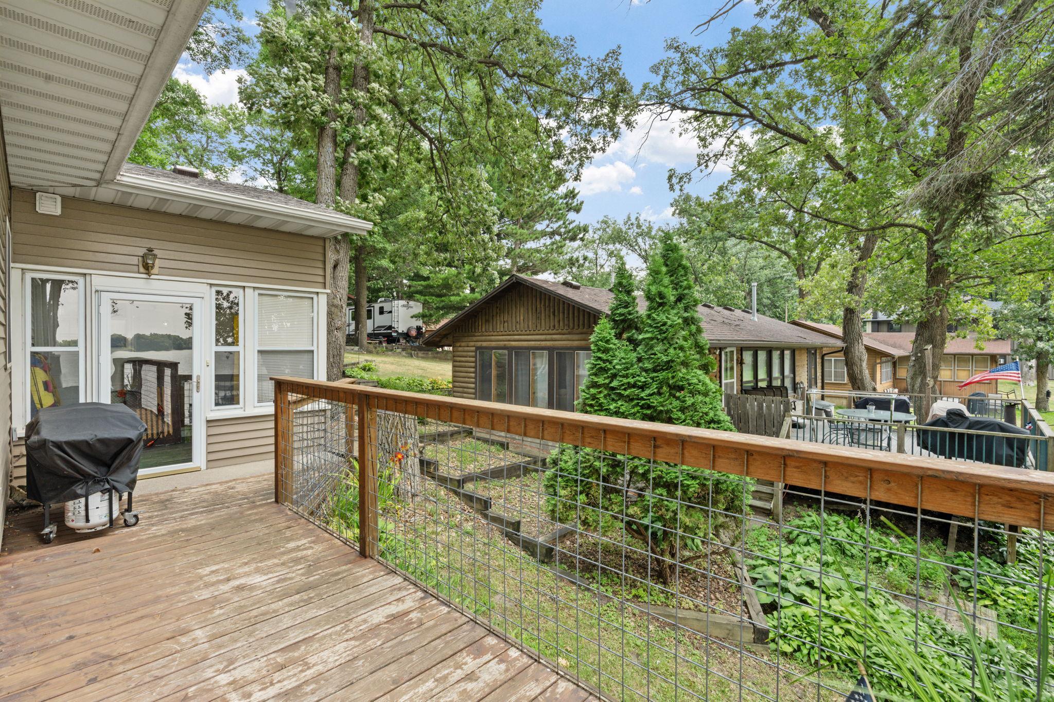 9-web-or-mls-11426 54th St SE-9.jpg