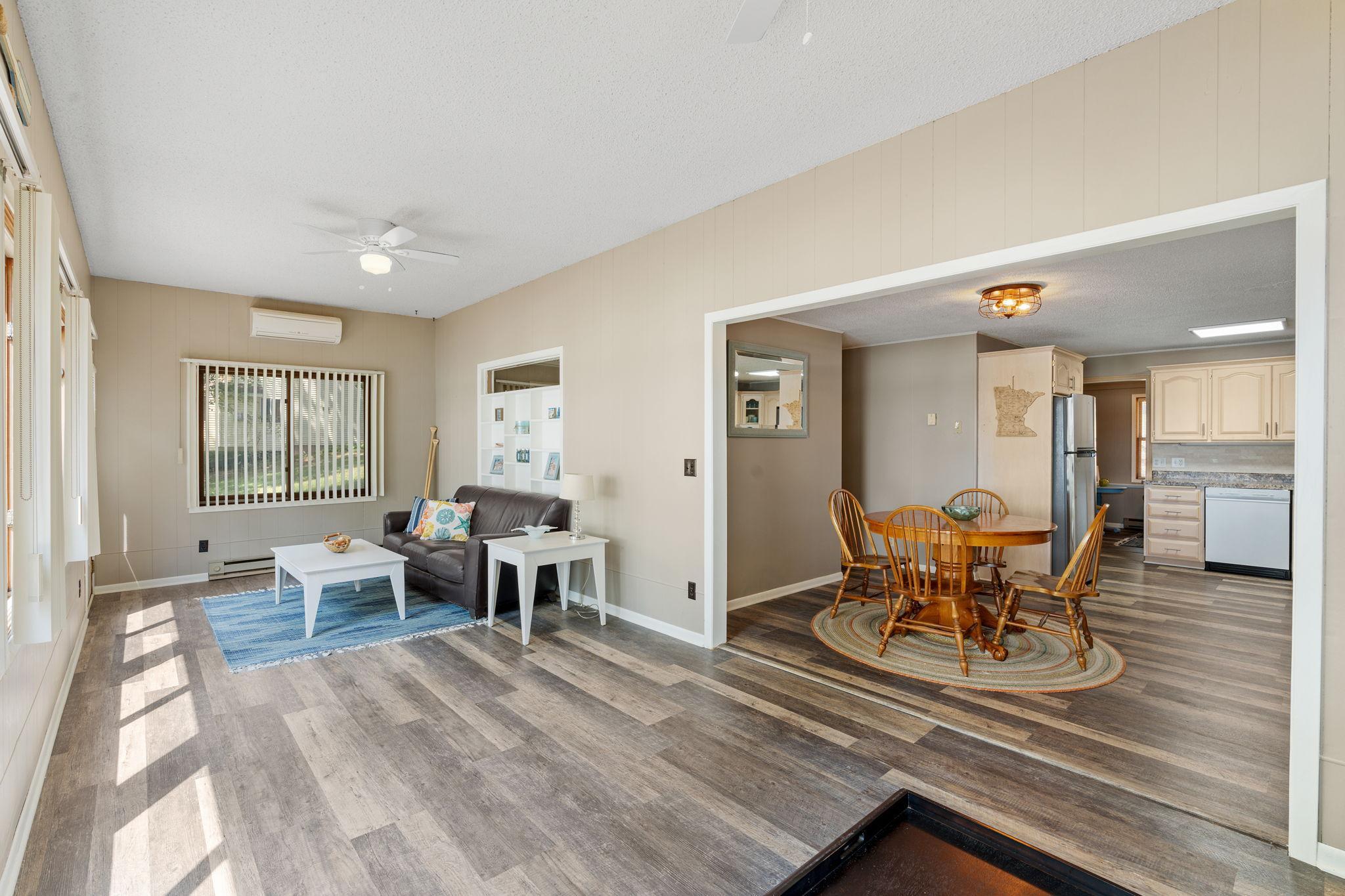 46-web-or-mls-11426 54th St SE-46.jpg