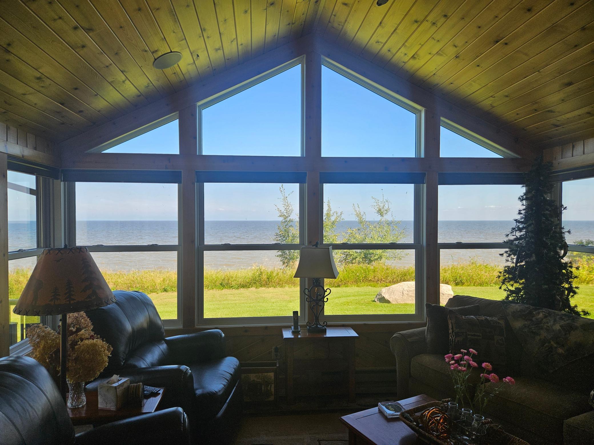 6234 Sandy Shores Drive NW, Williams, MN 56686