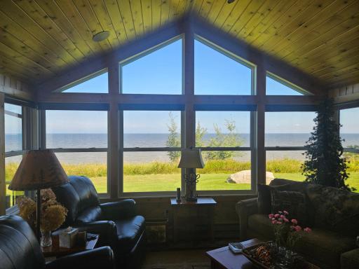 6234 Sandy Shores Drive NW, Williams, MN 56686