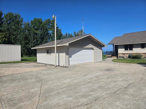 Detached car garage