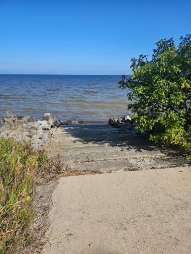 Concrete access to lake