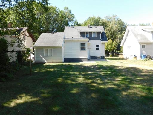 606 5th Street S, Moorhead, MN 56560