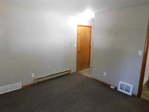 606 5th Street S, Moorhead, MN 56560