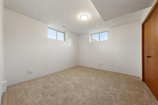 508 Central Avenue S, Geneva, MN 56035