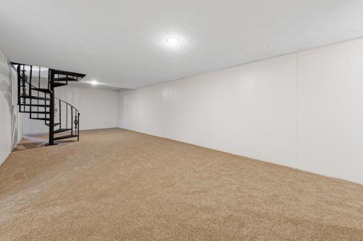 508 Central Avenue S, Geneva, MN 56035