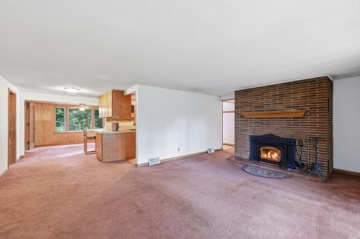 1045 Mcknight Road S, Saint Paul, MN 55119