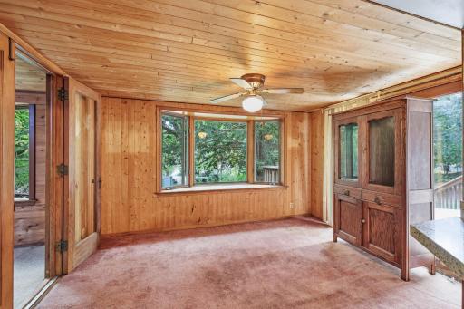 1045 Mcknight Road S, Saint Paul, MN 55119