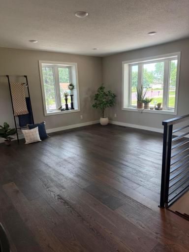 100 Edgewood Drive, Redwood Falls, MN 56283