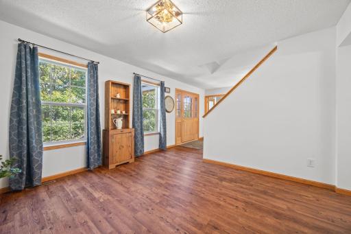 2211 Saddlebrook Road, Buffalo, MN 55313