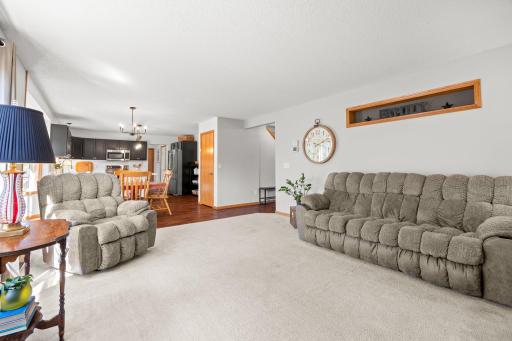 2211 Saddlebrook Road, Buffalo, MN 55313