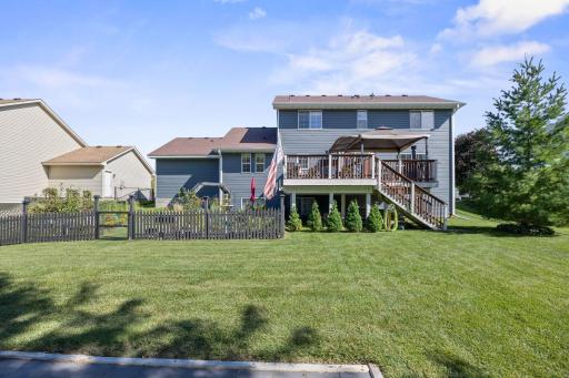 2211 Saddlebrook Road, Buffalo, MN 55313
