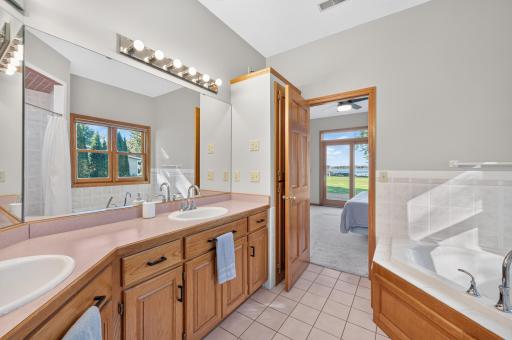 9196 Jewel Lane N, Forest Lake, MN 55025