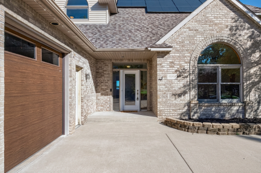 9196 Jewel Lane N, Forest Lake, MN 55025